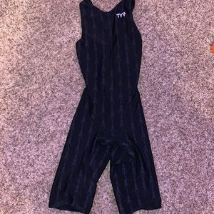 tyr compression suit